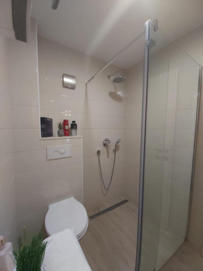Apartmant Angel Wings Оміш Екстер'єр фото
